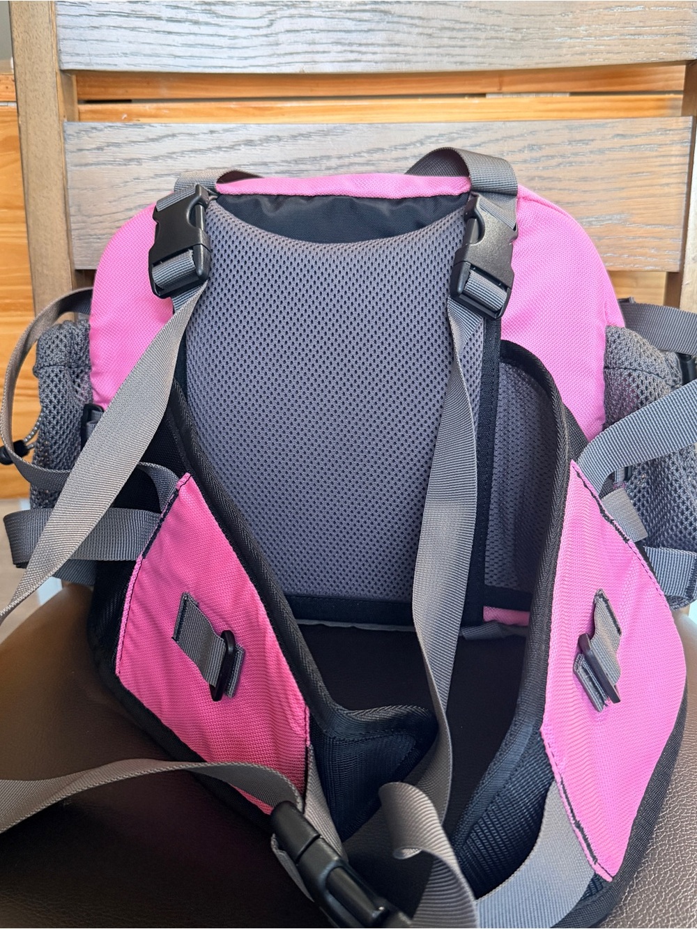 Mountainsmith Tour lumbar pack gray and pink day pack - Picture 5 of 10
